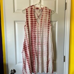 Sleeveless Tie-Dye Dress in Red and White